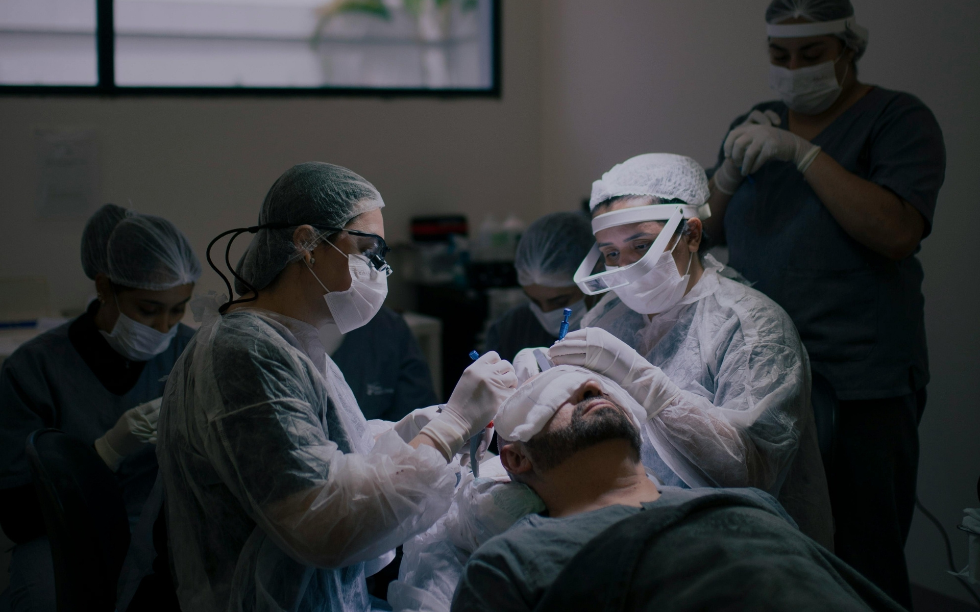 Hair Transplant Health in Globe